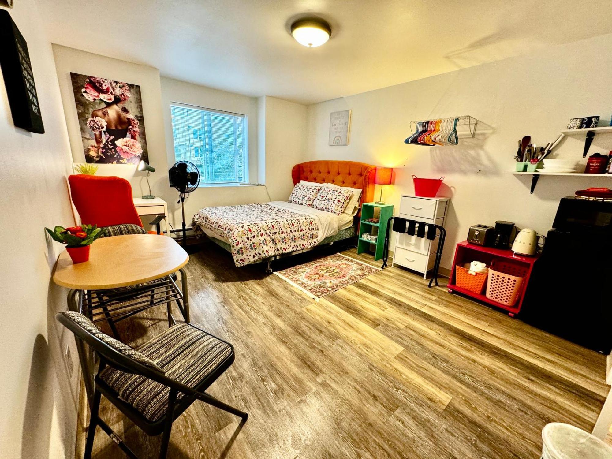 Micro Studio Apartment In University District- 10 Mins Walk To University Of Wa Seattle Exterior foto